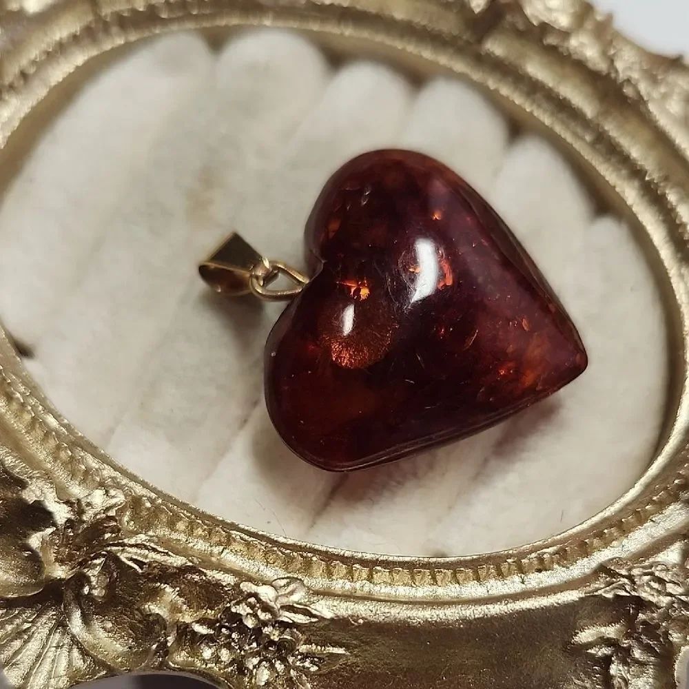 14K Bail Heart-Shaped Amber Pendant